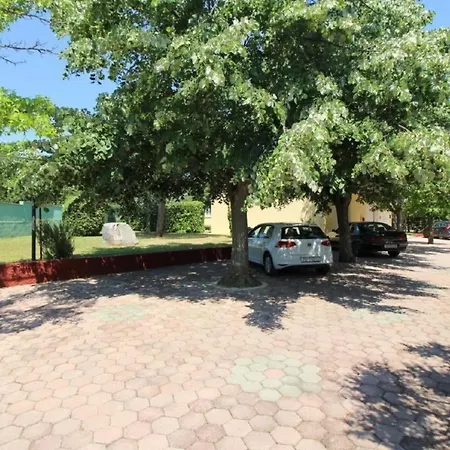 Holiday home Lavanda Mit Pool Und Garten In Porec